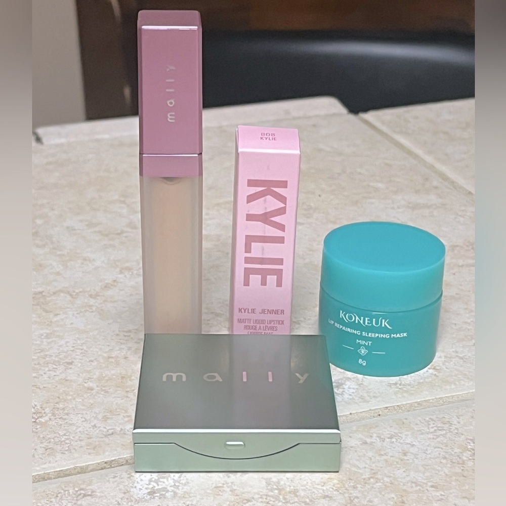 Kylie, Mally, & Koneuk beauty bundle